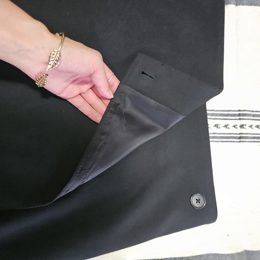 Babaton Black Mini Skirt - Picture 5 of 5